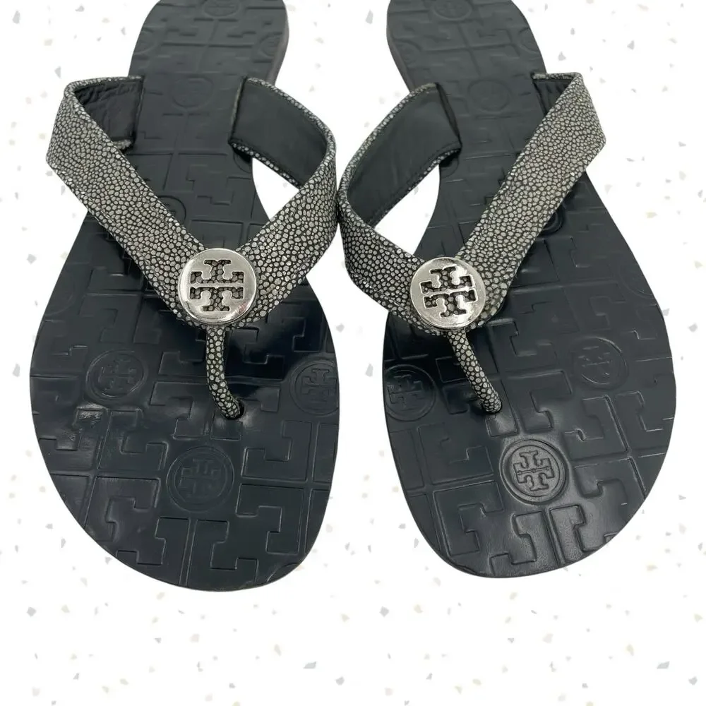Tory Burch Thora Stingray Black Leather Thong Sandals Smoke Silver Foil Size 10